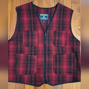 Vintage Woolrich Plaid, Hunting, Zippered Wool Vest Large, Christmas